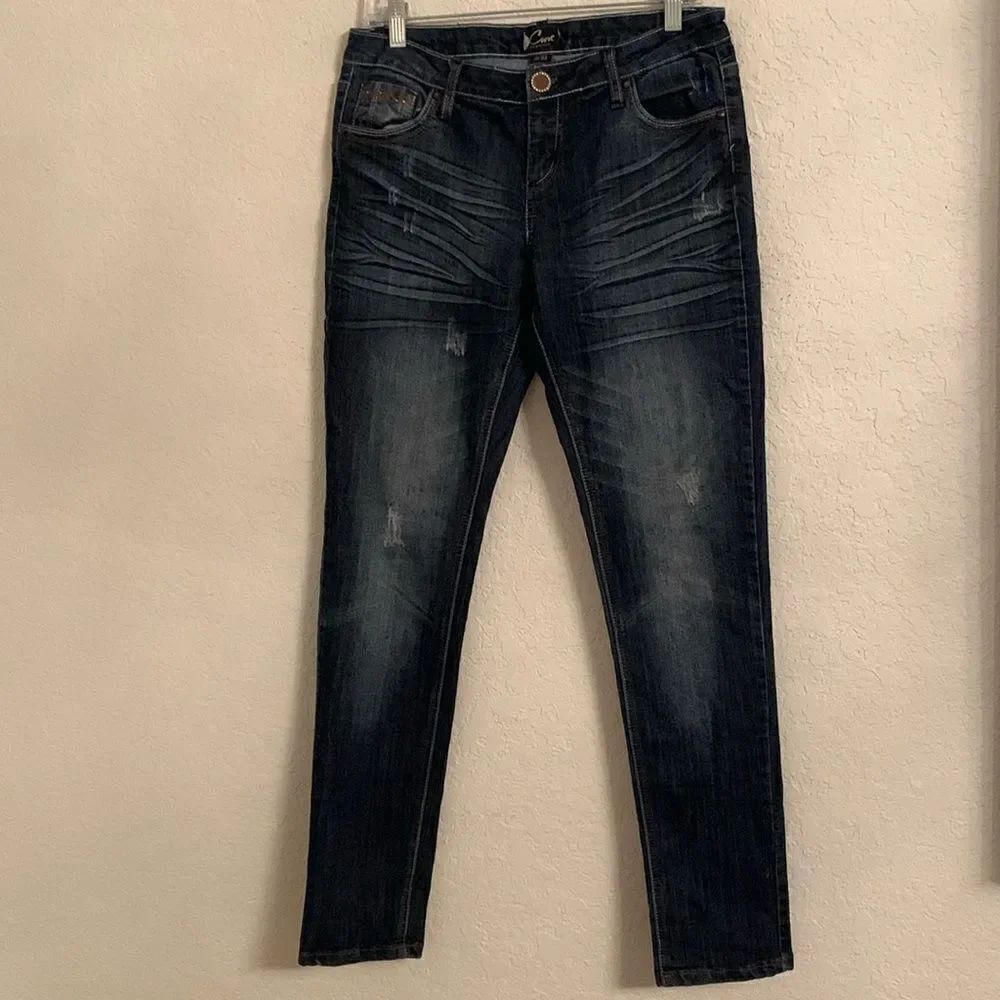 Women’s Distressed Jeans by Z Curve Dark Wash Denim Size 9/10